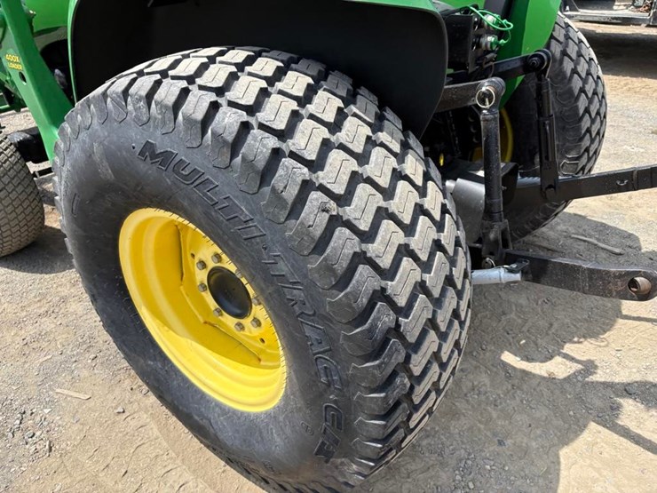 john-deere-4120-image-15
