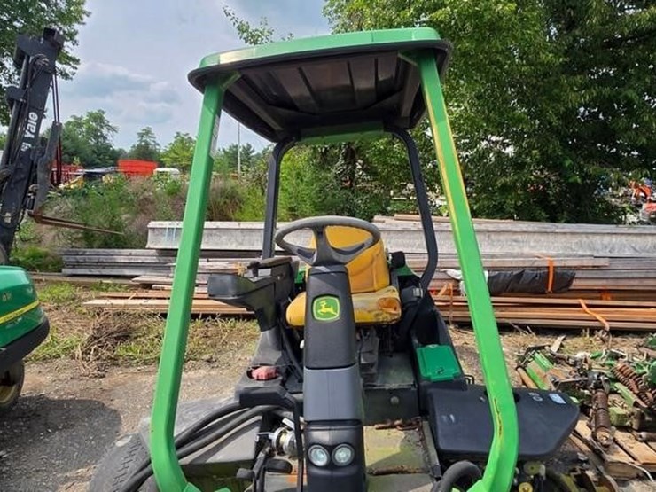 john-deere-3225c-image-12