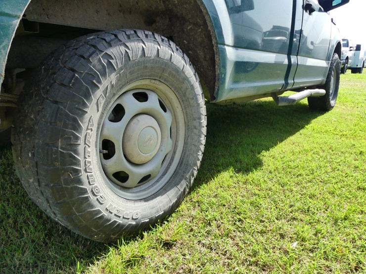 2019-ford-f150-xl-image-6