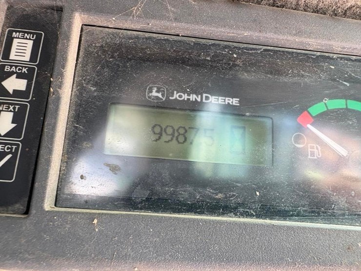 2018-deere-320g-image-14