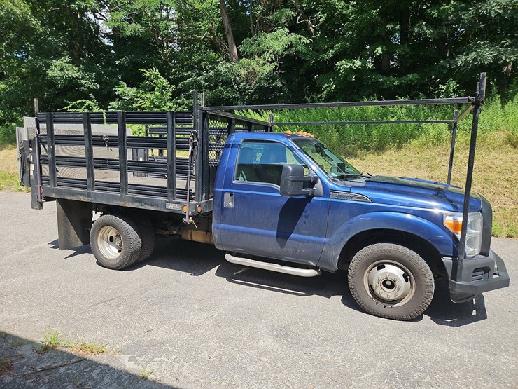 2011-ford-f350-image-4