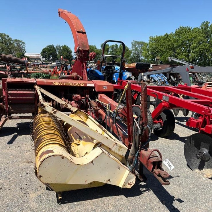 NEW HOLLAND 782