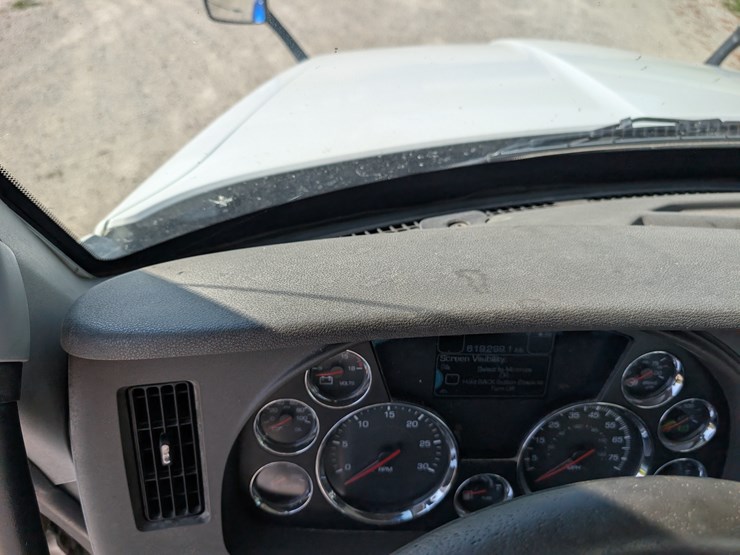 2018-kenworth-t680-image-88