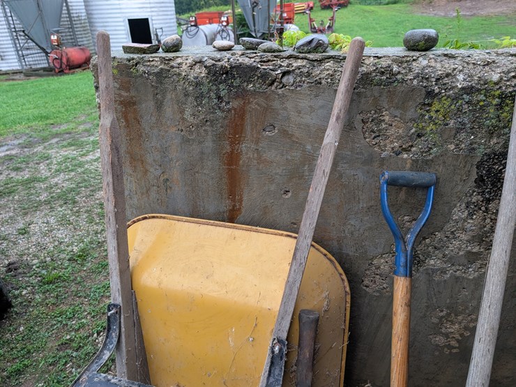 assortment-of-hand-tools-and-wheelbarrow.-#242-image-7