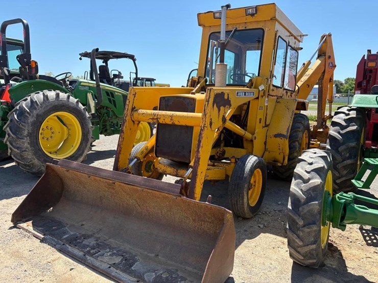 john-deere-310-image-2