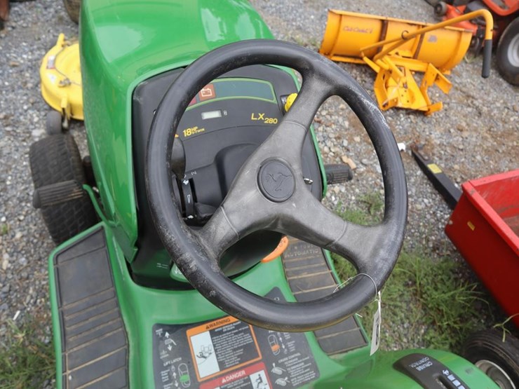 john-deere-18hp-riding-mower-image-22