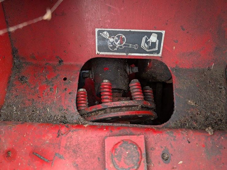 new-holland-489-image-17