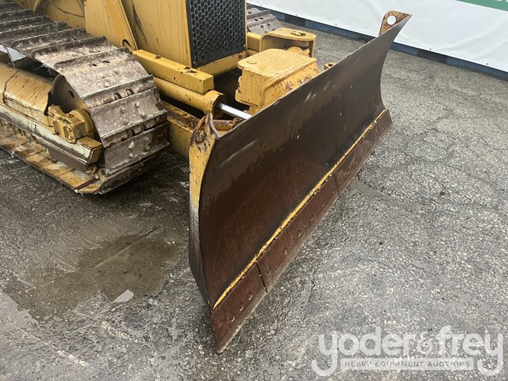 caterpillar-d3c-image-13