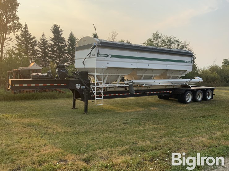 2008-behnke-45’-tri/a-trailer-w/willmar-side-shooter-box-image-1