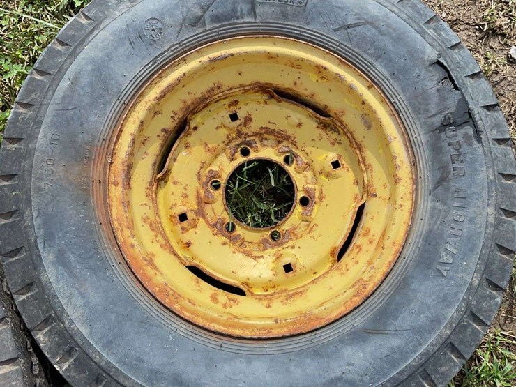 deere-tires-image-4