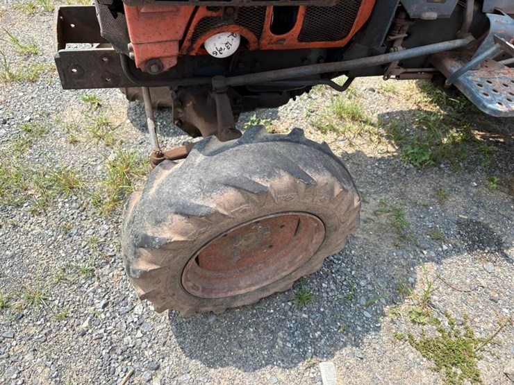 kubota-b7100-image-8