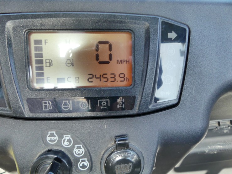2015-kubota-rtv-x1100c-image-13