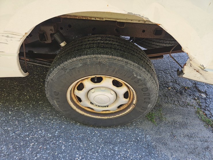 2013-ford-f150-image-13