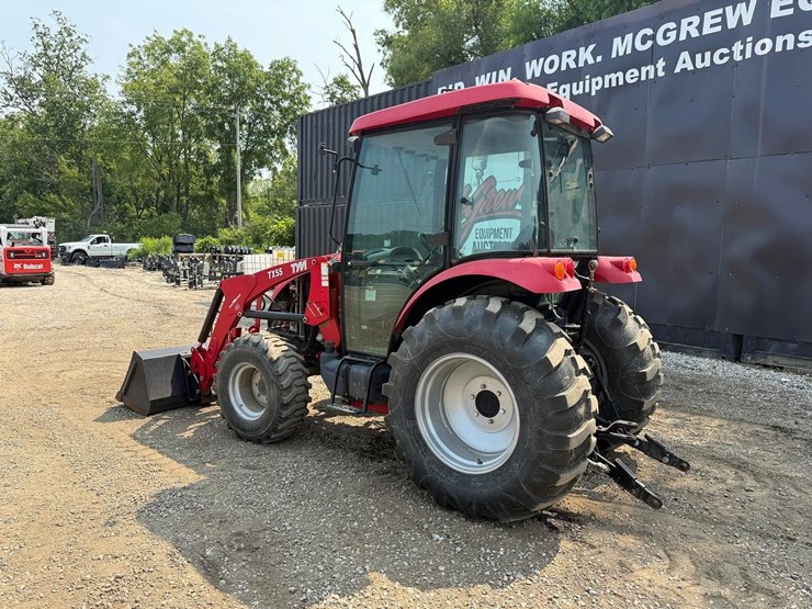 tym-t5545tusm-tractor-with-loader-image-2