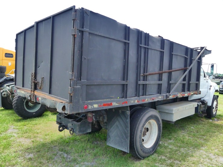 2000-ford-f750-xl-image-3