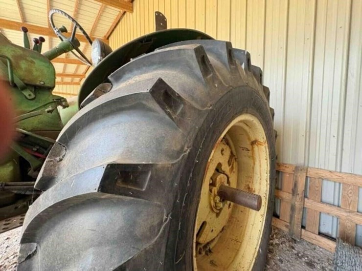 1961-john-deere-4010-image-10