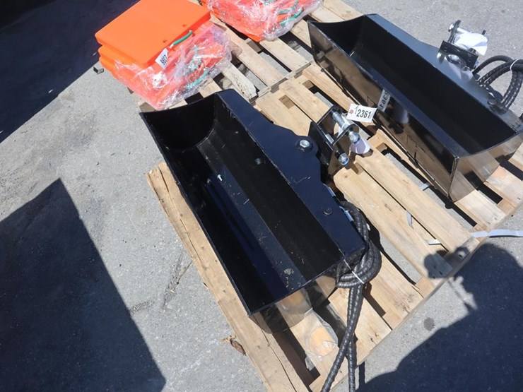 tpm-32"-hydraulic-tilt-bucket-image-2
