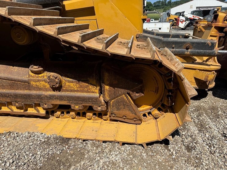 2013-caterpillar-d6n-lgp-image-13