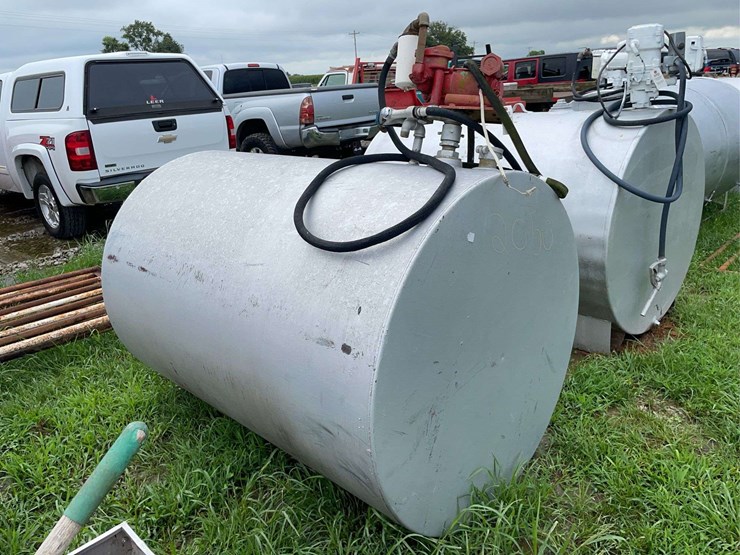 500-gallon-fuel-tank-with-electric-pump-image-4