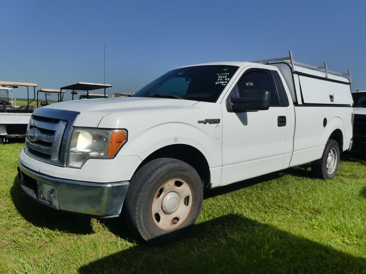 2012-ford-f150-xl-image-1