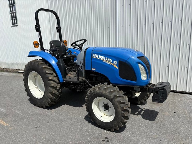 new-holland-boomer-45-image-2