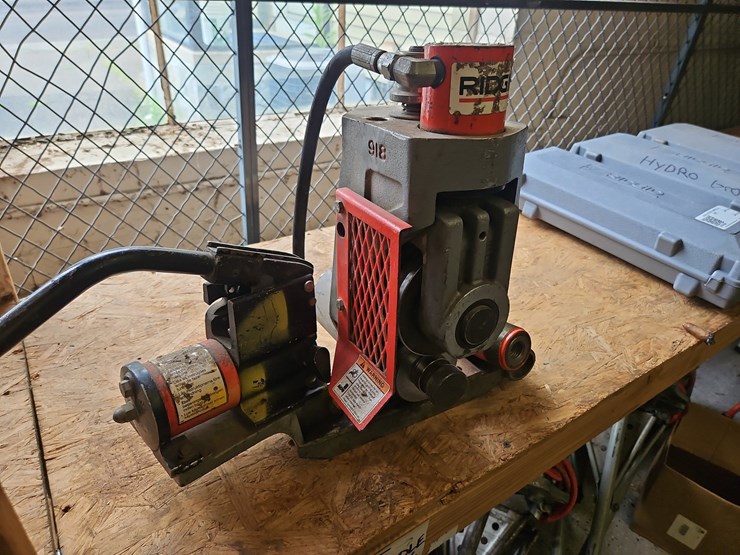 ridgid-918-roll-groover-image-2