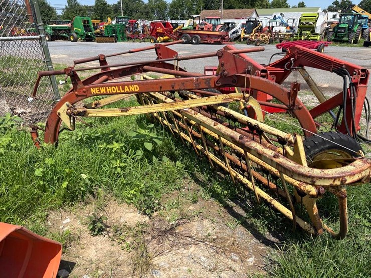 new-holland-256-image-1