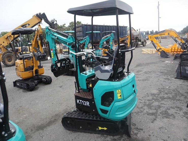 cfg-kt13r-mini-excavator-image-4