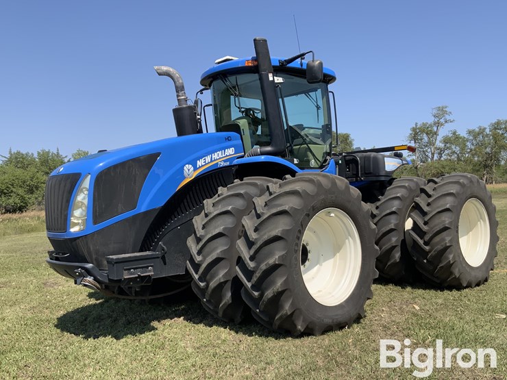 2012-new-holland-t9.505-image-1
