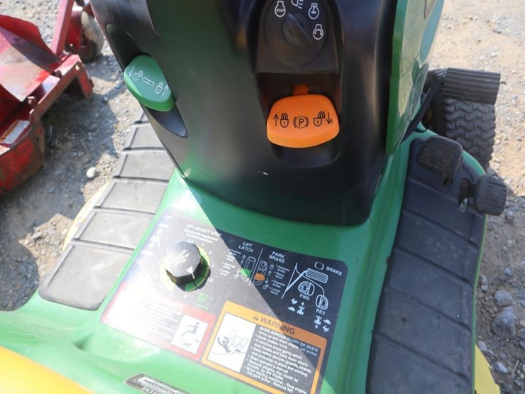 john-deere-lt160-image-18