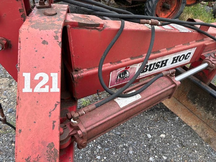 bush-hog-121-image-5