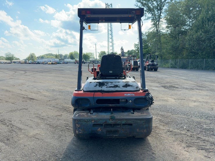 2001-kubota-r420-image-4