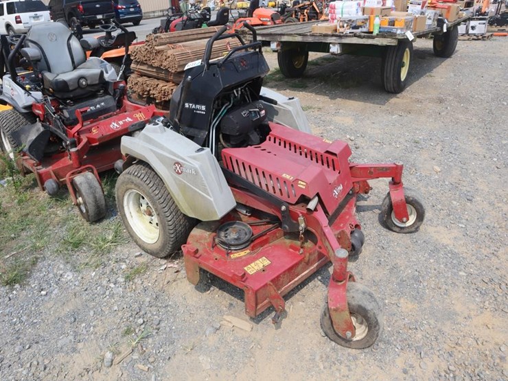 exmark-staris-61in-stand-on-mower-image-2