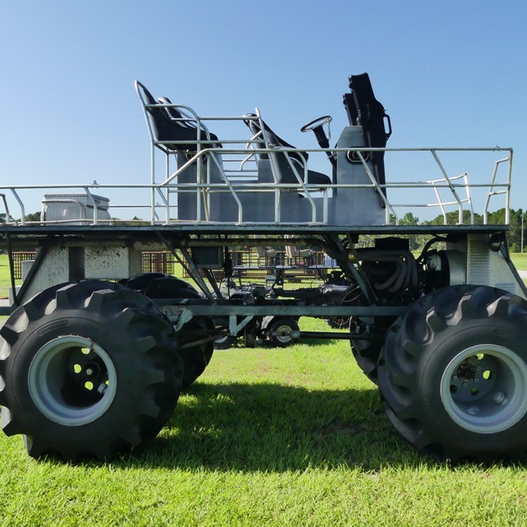 Custom Pasture Platform Buggy