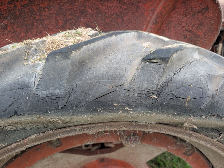 case-sc-tractor-image-43