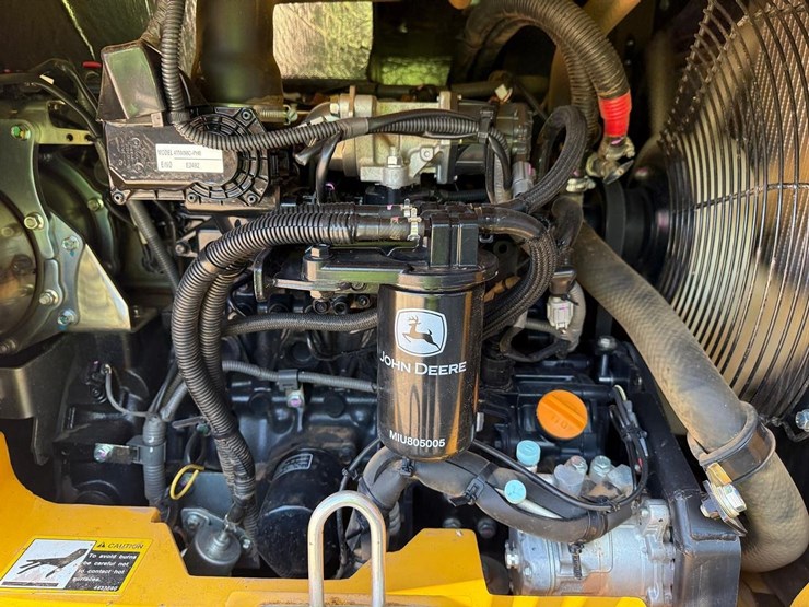 2023-john-deere-50p-mini-excavator-image-14