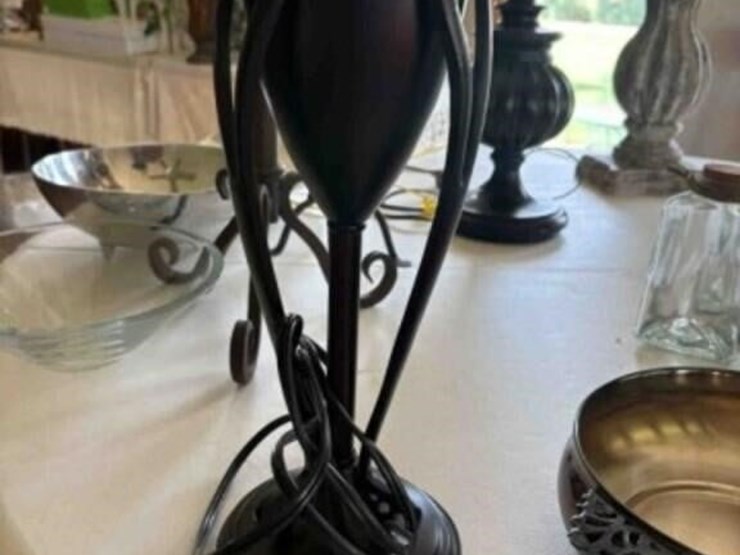 table-lamp-image-2