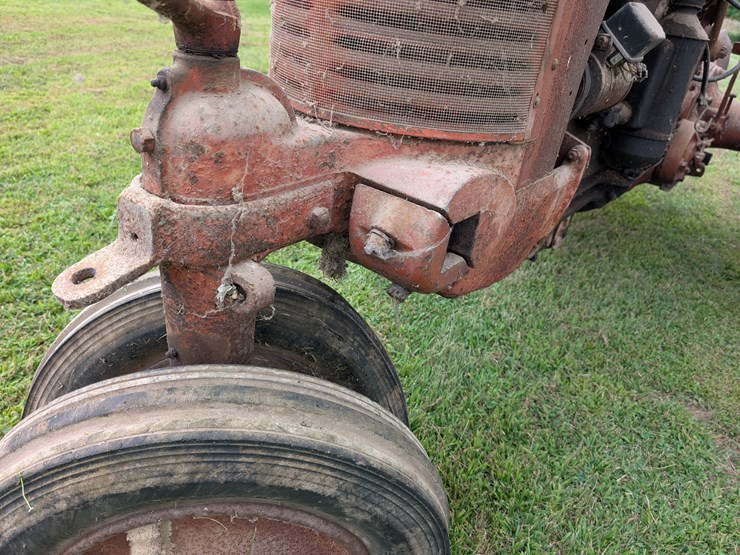 case-sc-tractor-image-13