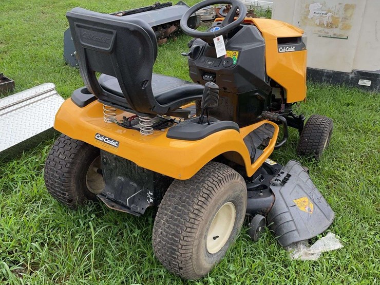 cub-cadet-lt46-lawn-mower-(untested)-image-3