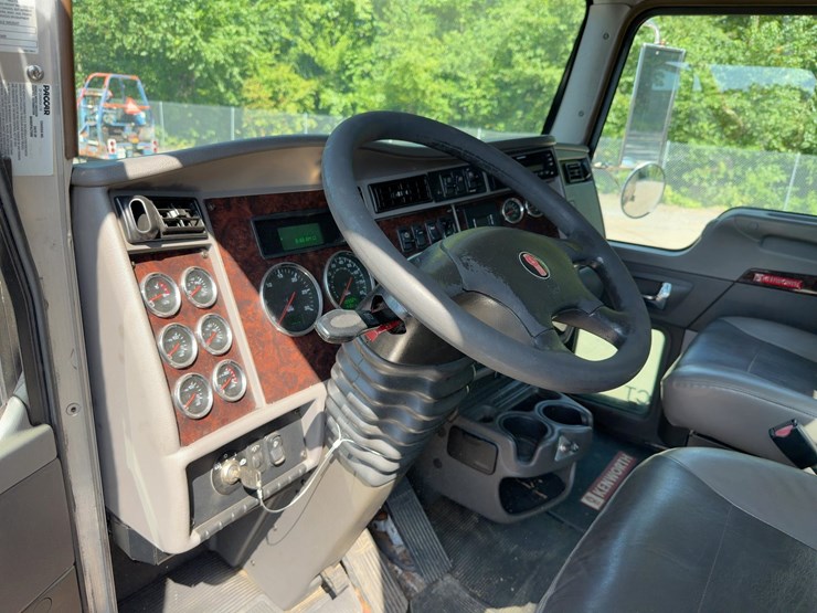 2013-kenworth-t370-image-20