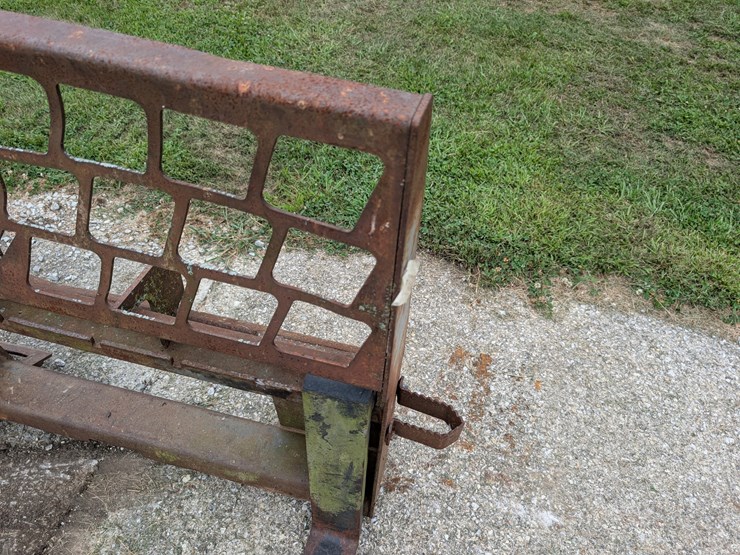 pallet-forks-image-11