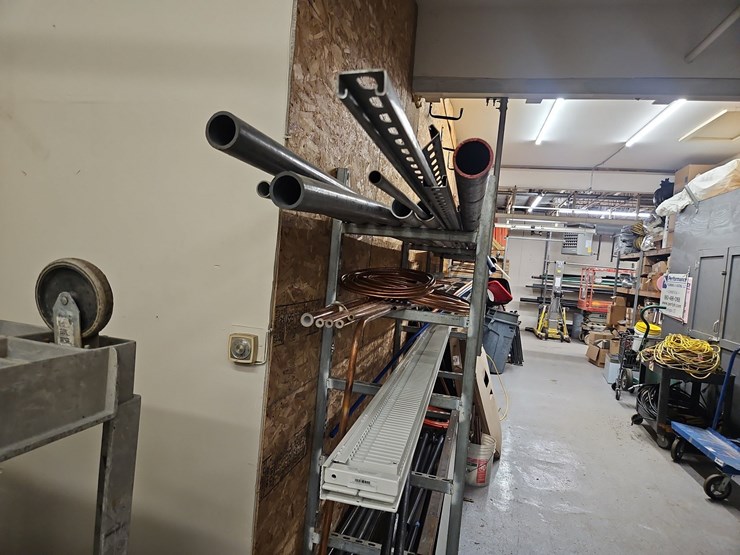 pipe-rack-with-contents-image-11