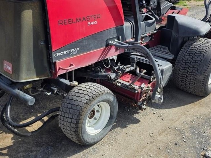 2010-toro-reelmaster-5410-image-17