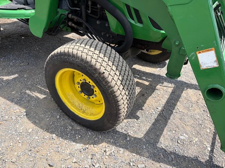 john-deere-4520-image-24