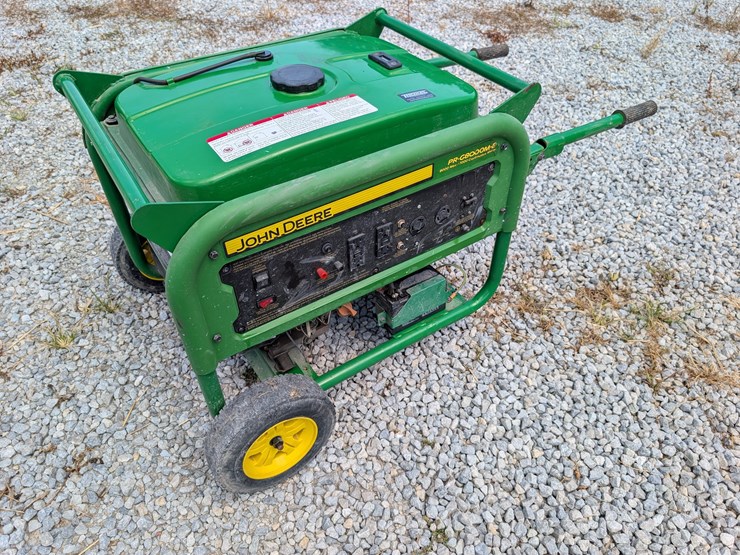 2013-john-deere-8-image-7