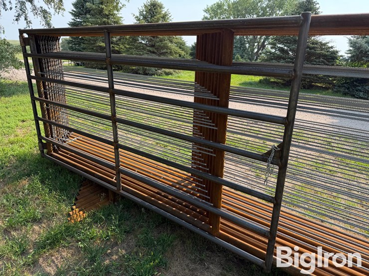 24'-freestanding-livestock-panels-w/gate-image-20