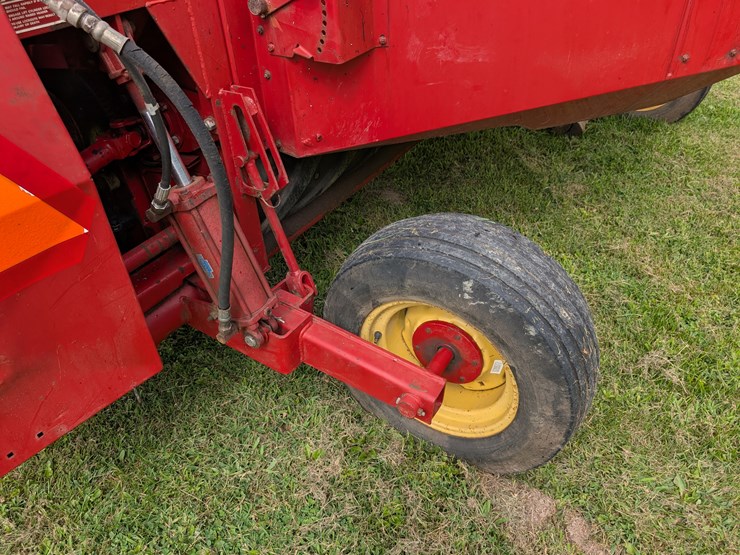 new-holland-489-image-19