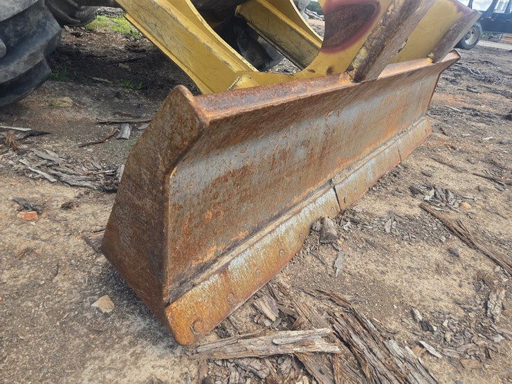 2015-caterpillar-525d-image-74