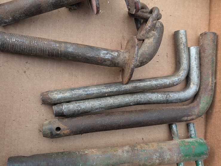 assortment-of-trailer-balls-&-hitch-pins.-#204-image-2