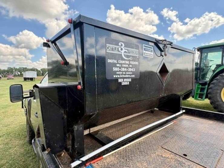 2008-chevrolet-3500hd-image-16